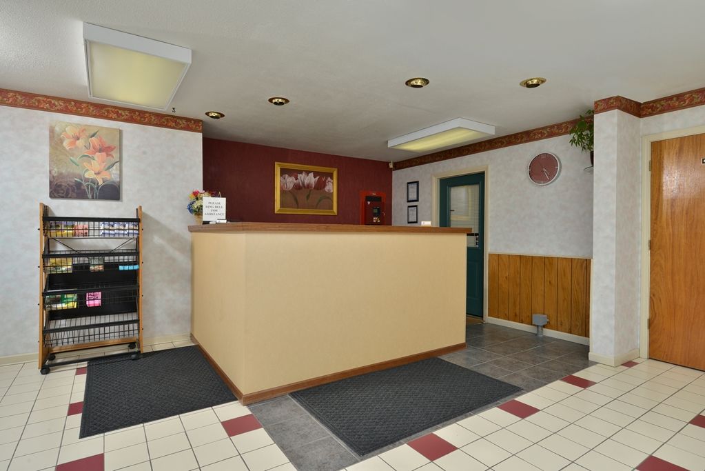 Americas Best Value Inn Of Decatur Interior photo